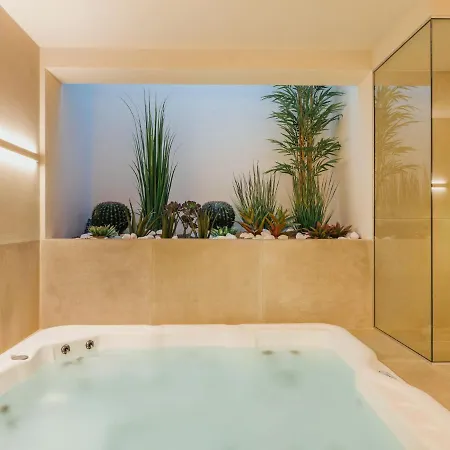 Vila Luxurious In With Private Pool