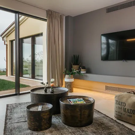 Luxurious In With Private Pool
